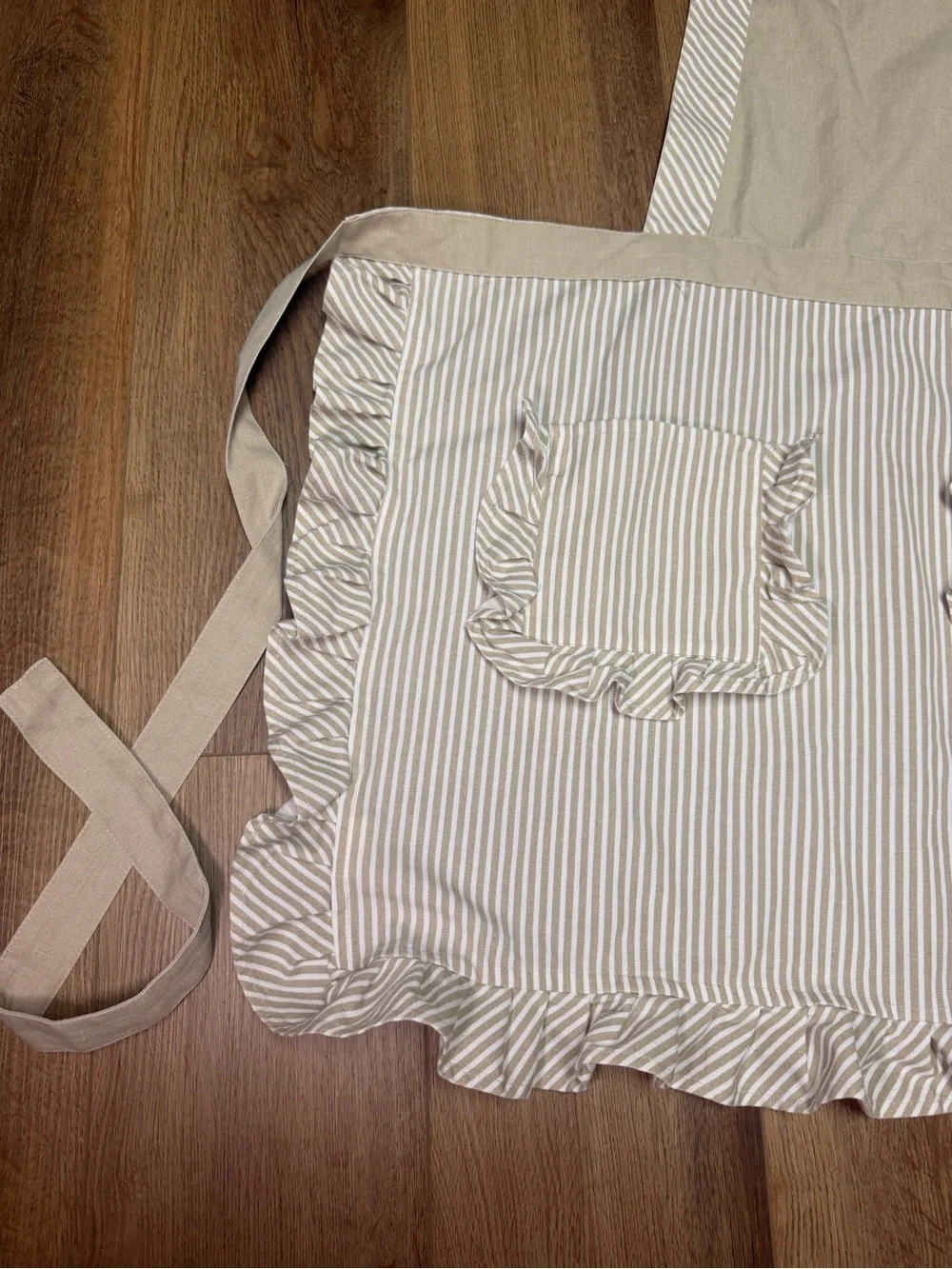 Ruffle Stripe Farmhouse Apron Neutral Beige Cottagecore Nancy Meyers Kitchen